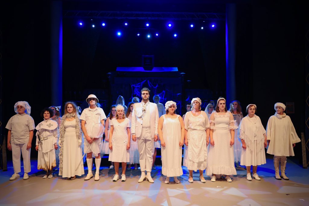 TRY-OUT #1 - 41 van 45