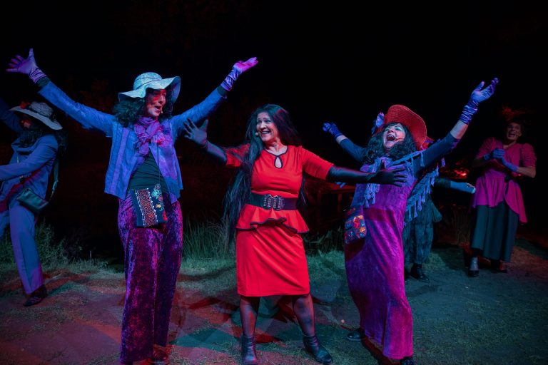 DE HEKSEN - SCENEFOTO'S - 76 van 93